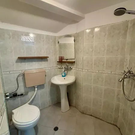 Apartamento Quiet And Lovely 2 Bdrm Loft In The Old Centre