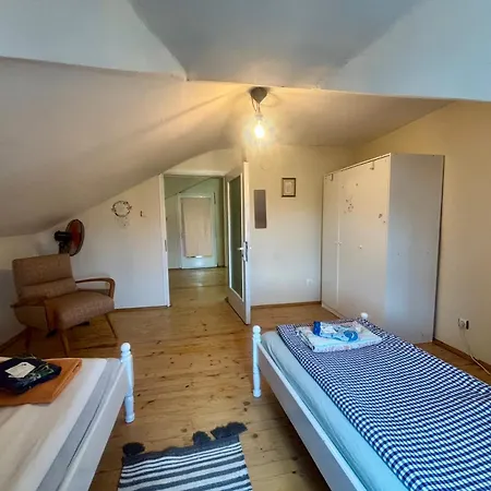 Apartment Quiet And Lovely 2 Bdrm Loft In The Old Centre