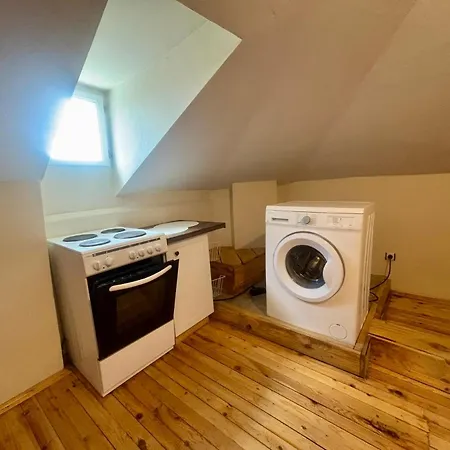 شقة Quiet And Lovely 2 Bdrm Loft In The Old Centre *